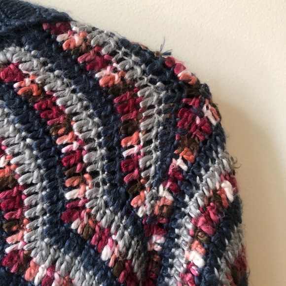 DESIGUAL funky print chunky knit toggle closure cardigan | size Large - Picture 8 of 8